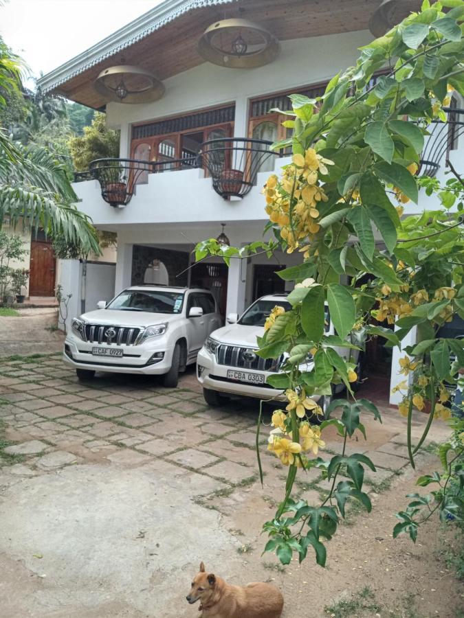 Kandy Ivy Banks Holiday Resort Extérieur photo
