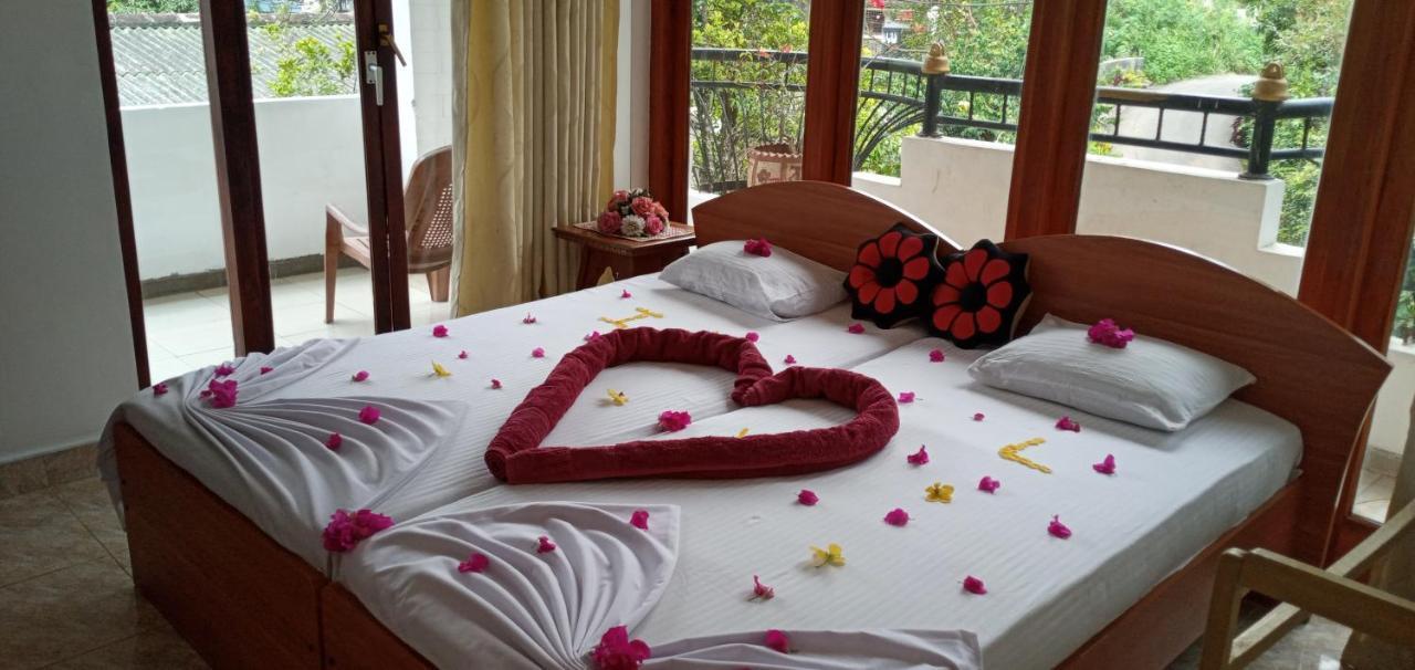Kandy Ivy Banks Holiday Resort Extérieur photo